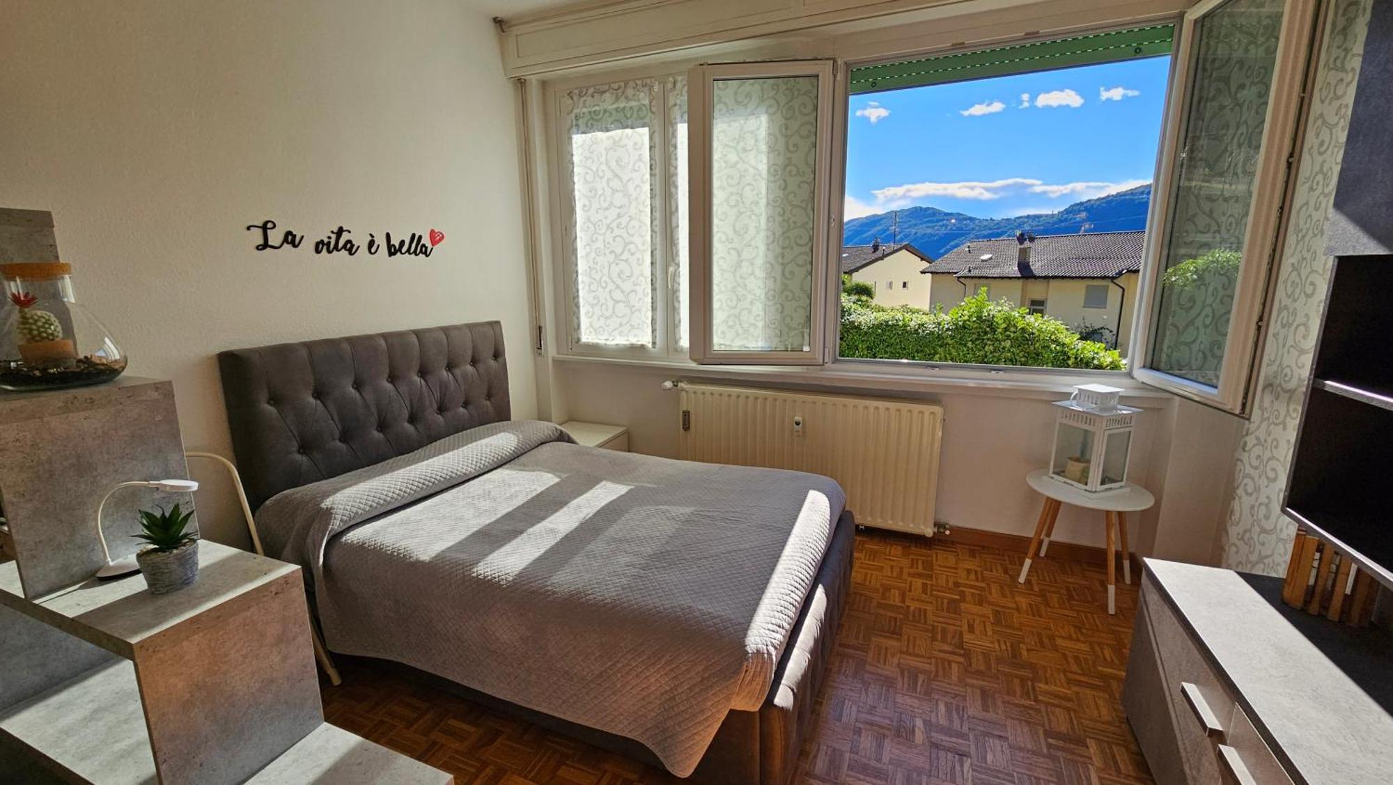 Dana'S House Lägenhet Campione dʼItalia Exteriör bild